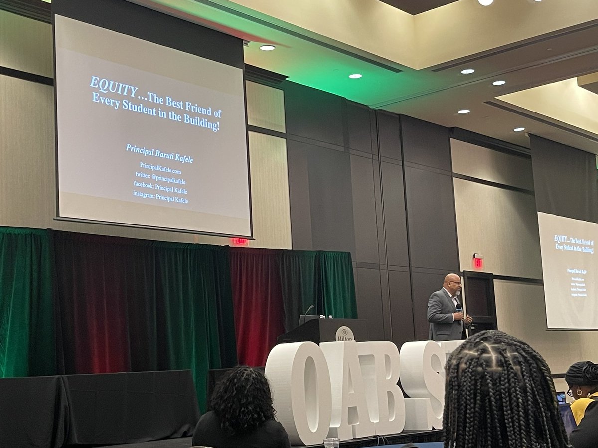 Got a chance while at #OABSE24 to chat with my brother, @PrincipalKafele, before the rush. Now I’m ready for the 🔥! @GomoEdS is here! Just the beginning! Wait and see! #WhyGOMO