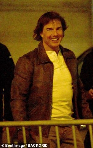 TC filming #MissionImpossible8 in Paris last night. #TomCruise