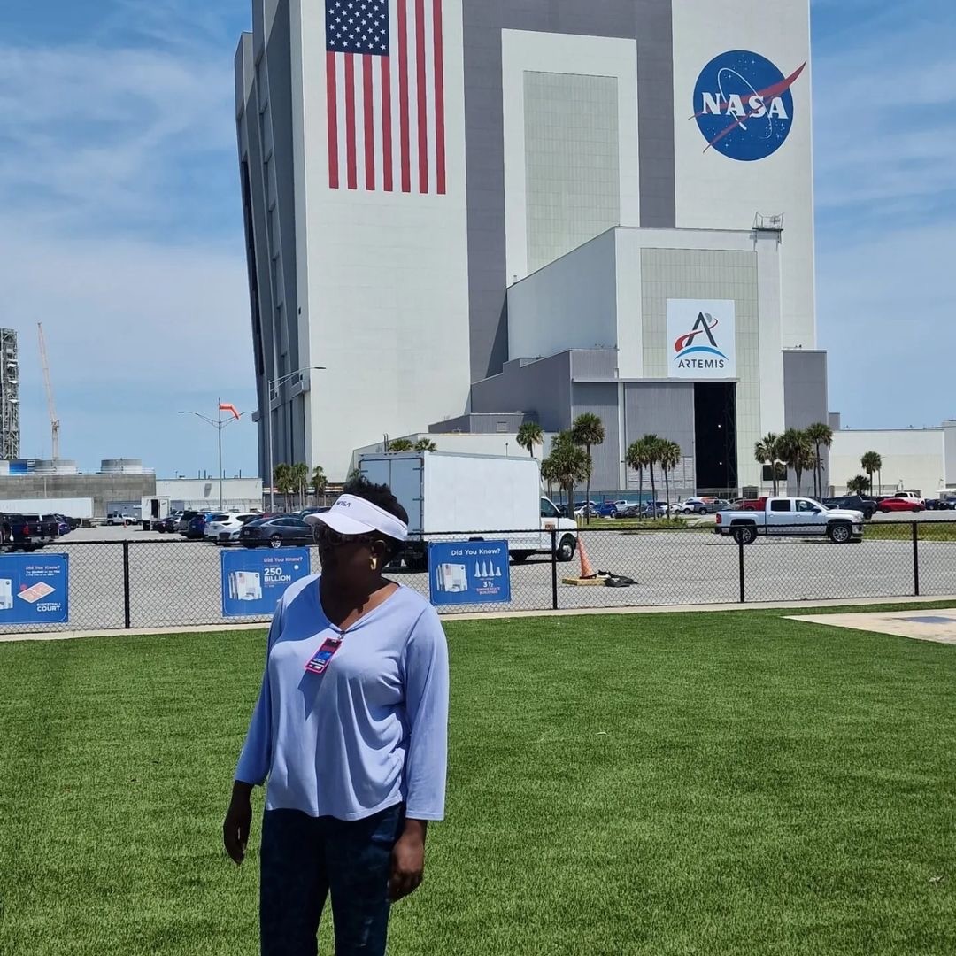 Looking for a unique add-on enhancement? The Explore Tour gives you the chance to capture once-in-a-lifetime photos while learning the history of #KennedySpaceCenter's active spaceport! 

📸: instagram.com/globetrotting_…