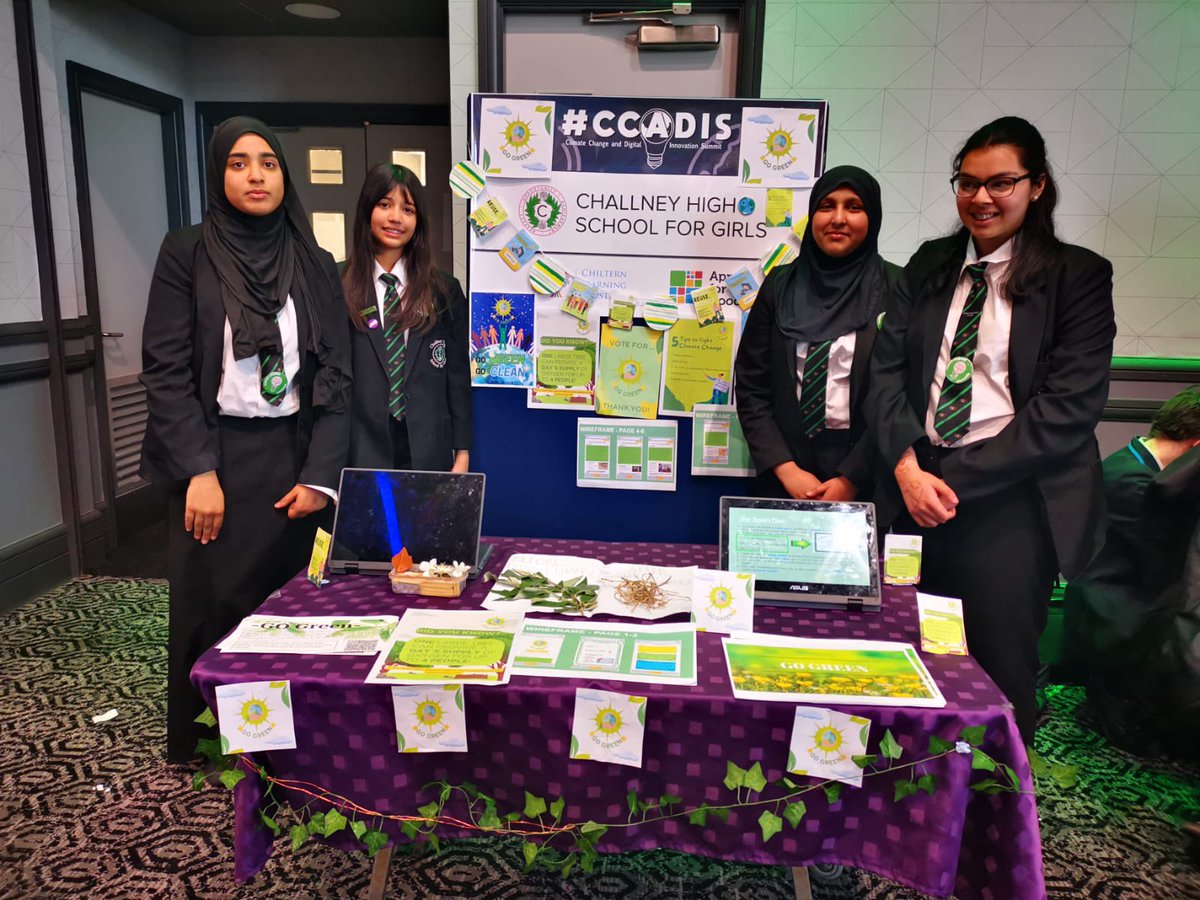 Our Year 8 students were involved in the #CCADIS showcasing their App idea. A fantastic day out. Thank you to all the organisers! @AppsforGood @ChilternLT