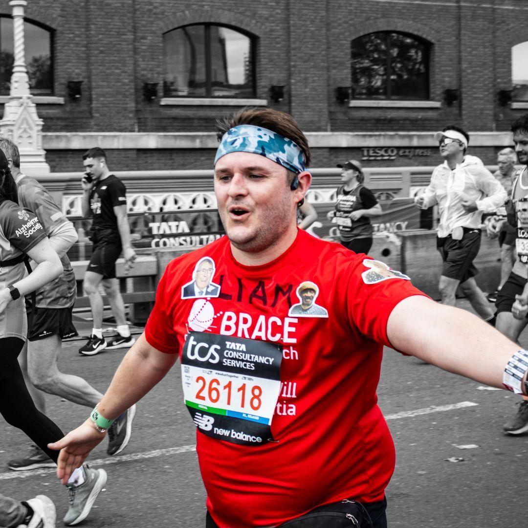WOW! Nearly £20,000 has been raised by our London Marathon runners! 🏃 Congratulations on this amazing achievement. We are so grateful for the incredible efforts of #TeamBRACE. Apply to run the London Marathon in 2025: docs.google.com/forms/d/e/1FAI…