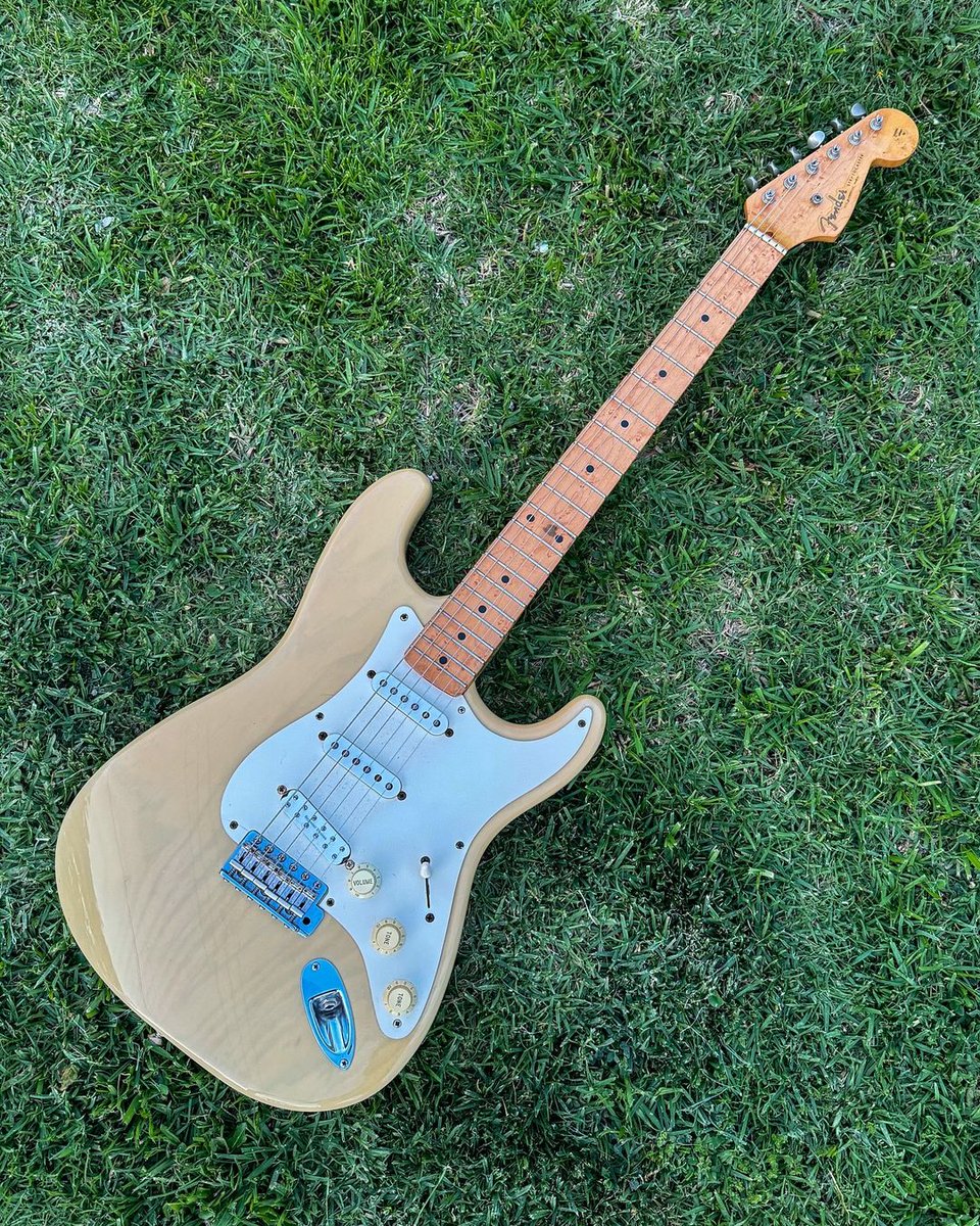 We hope your weekend is as relaxed as this Strat from @elliotsgearsupply on IG. Tag your gear with #FenderFanMail for a chance to be featured next. #YearOfTheStrat