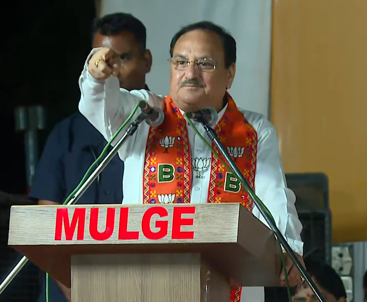 Congress and terrorism are closely connected. 

Siddaramaiah withdrew the cases on the PFI. They are sympathiser of PFI. When we come to power we ban such outfits, but Congress invites them when it comes to power.

INDI Alliance is an alliance whose motive is to save their…