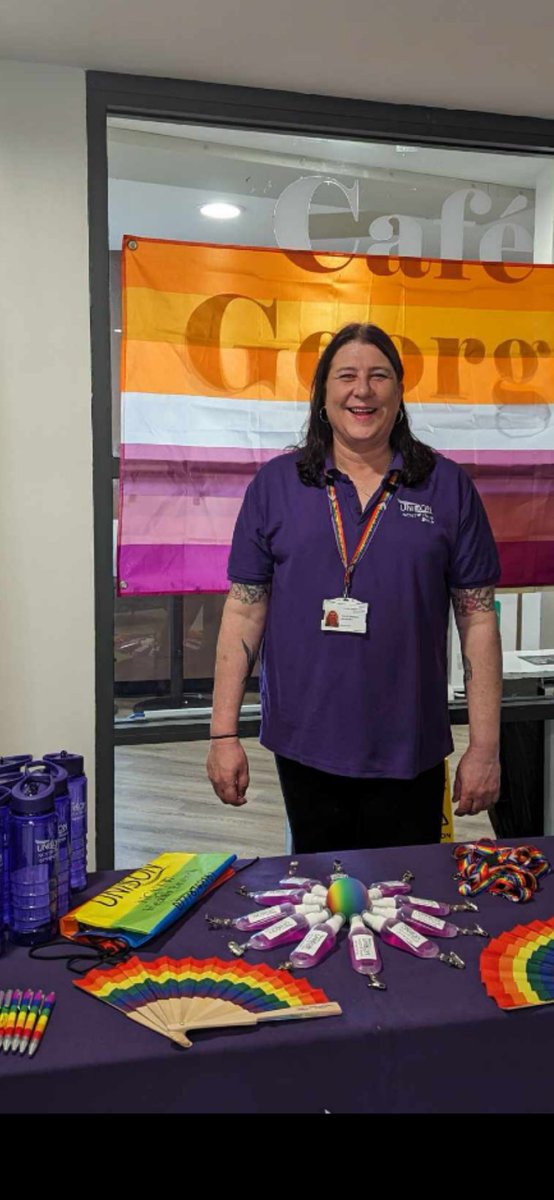 #HappyLesbianVisabilityDay from @NCNTW_Unison our chair @SWR666 has been out at SGP site chatting to members & staff we will be celebrating the power of sisterhood by uplifting incredible LGBTQIA women and non-binary people from every generation, @NorthernUNISON @UNISONLGBTplus