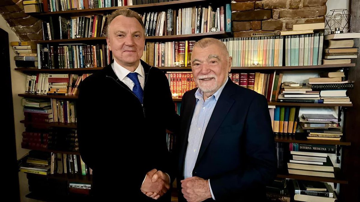 В Загребе Посол Беларуси Владимир Улахович встретился с экс-Президентом Республики Хорватия Степаном Месичем