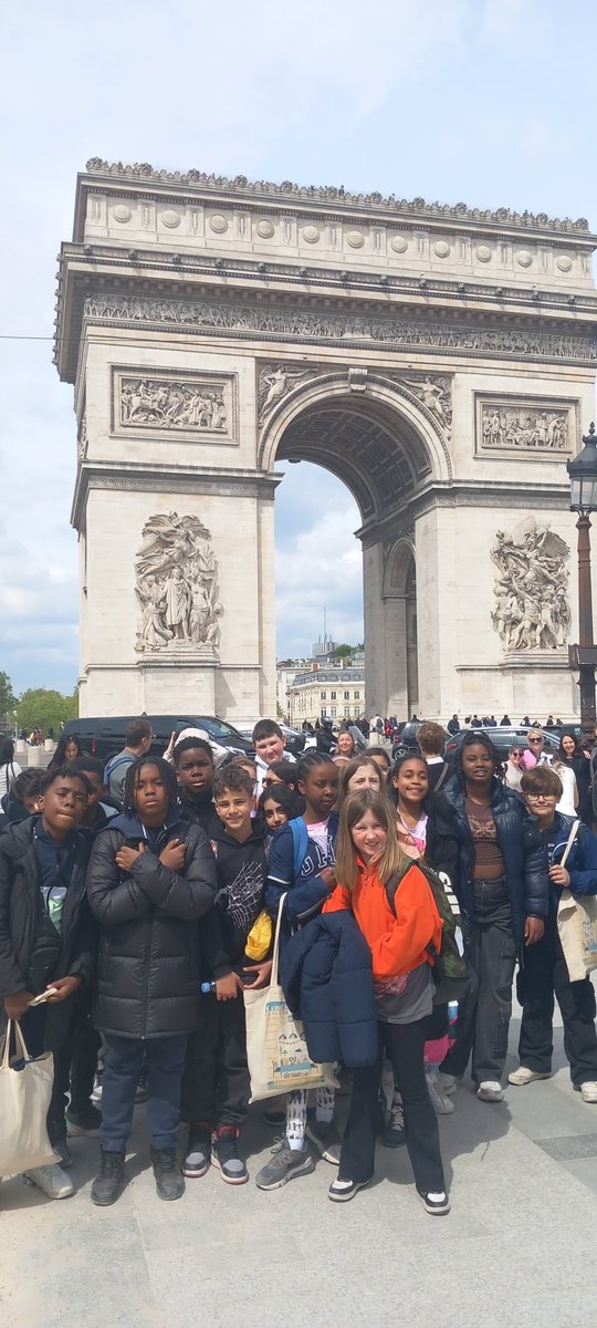 The Arc de Triomphe. Needs no introduction. @TuringScheme_UK #turingscheme