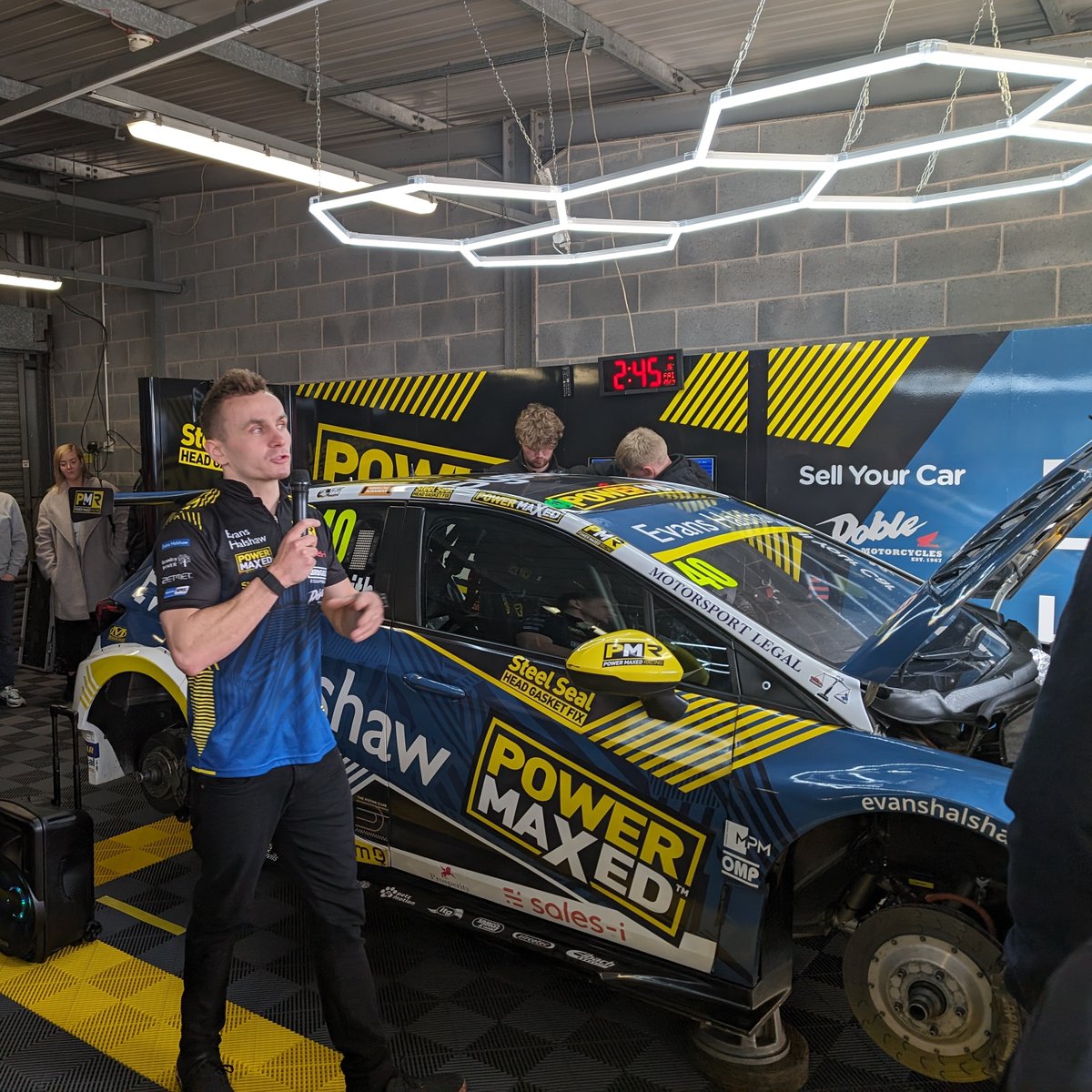 Wishing @AaronTaylorSmith the best of luck on his race this weekend!

 From all of us at Evo3D, sending our full support and positive vibes for a thrilling performance on the track. 

@powermaxedracing

#TeamEvo3D #RacingSpirit