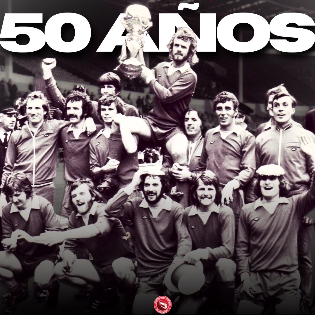 🔙🏆| 𝟓𝟎 𝐀Ñ𝐎𝐒 desde que fuimos campeones.

Mañana se cumplirán 50 años de nuestro histórico triunfo en la edición 1973-74 de la FA Trophy en el viejo Wembley.

Acompañame en este hilo para rememorar el hito 👇🏻🧵

#UTS 🦐