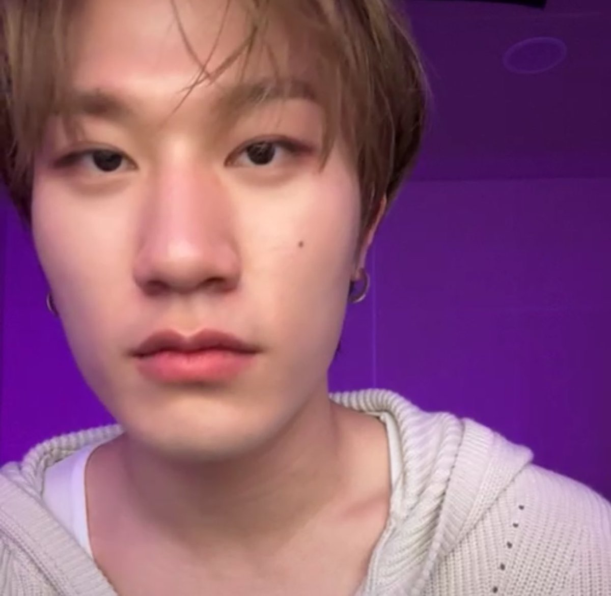 O2O4f_'s tweet image. 👉🏻👈🏻 ..♡