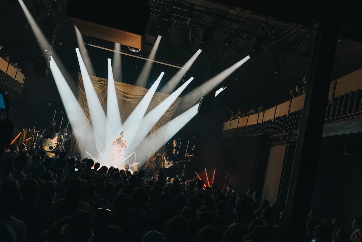 COLORADO! wowza. Thank you Fort Collins for a wonderful night! ❤️❤️🙏🏽🙏🏽 the final show of #TheAwardsShowTour leg 3 is today in San Antonio! :):):) 📷 @atmosvere