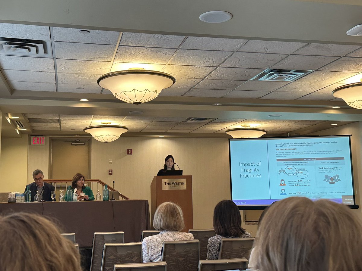 <a href="/jenny_thain/">Jenny Thain</a>, Chair of the <a href="/CanGeriSoc/">Canadian Geriatrics</a> Osteoporosis and Bone Health Special Interest Group moderating an update on the 2023 Osteoporosis Guidelines

#CGS2024