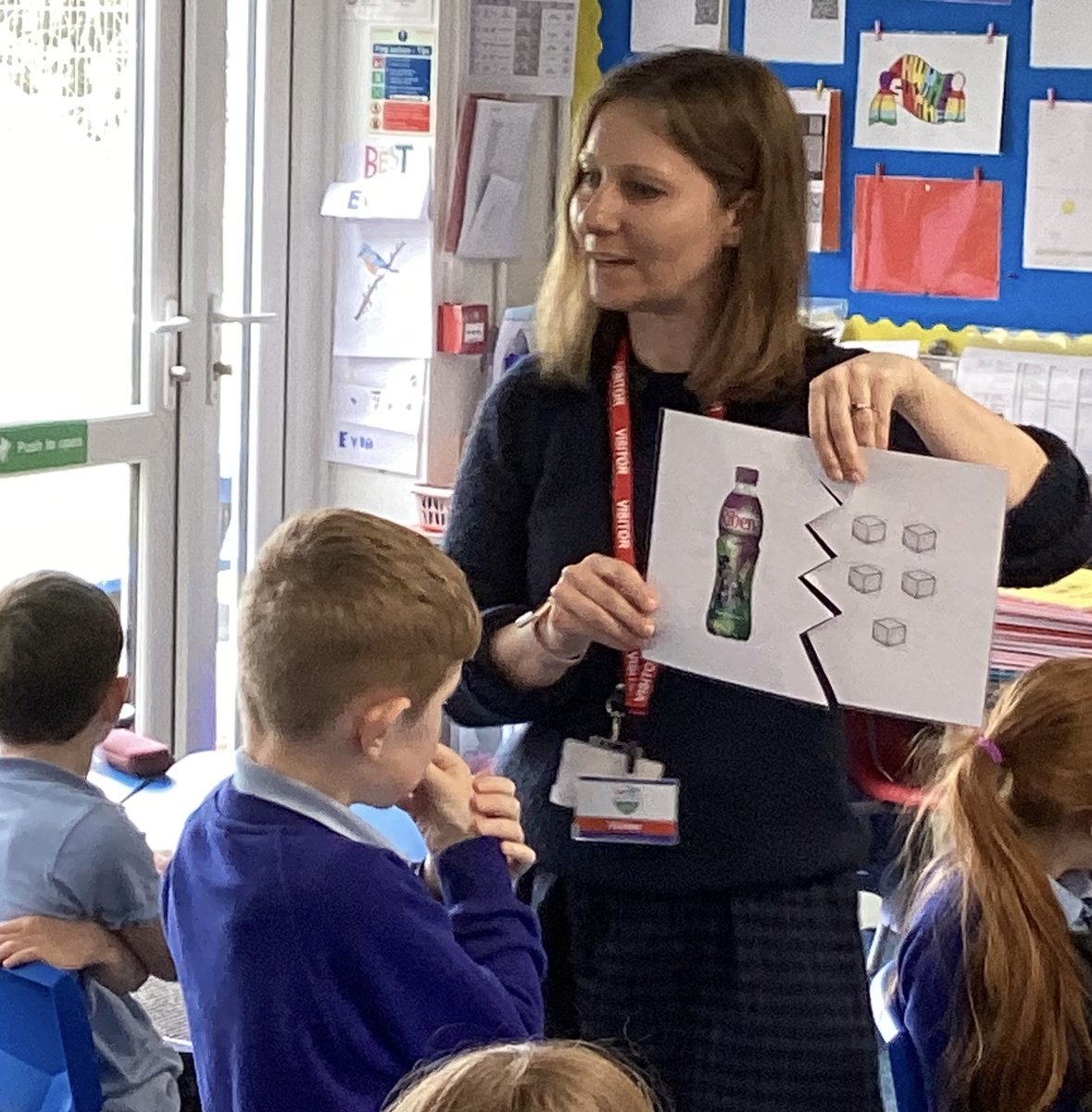 Thank you Kim from The Vale of Glamorgan Healthy Schools Scheme for helping Year 3 to learn about food groups and the importance of eating a balanced diet. We were amazed at how much sugar there is in different food and drink! Bwyd Iachus. ( Healthy Food) Eat the Rainbow!