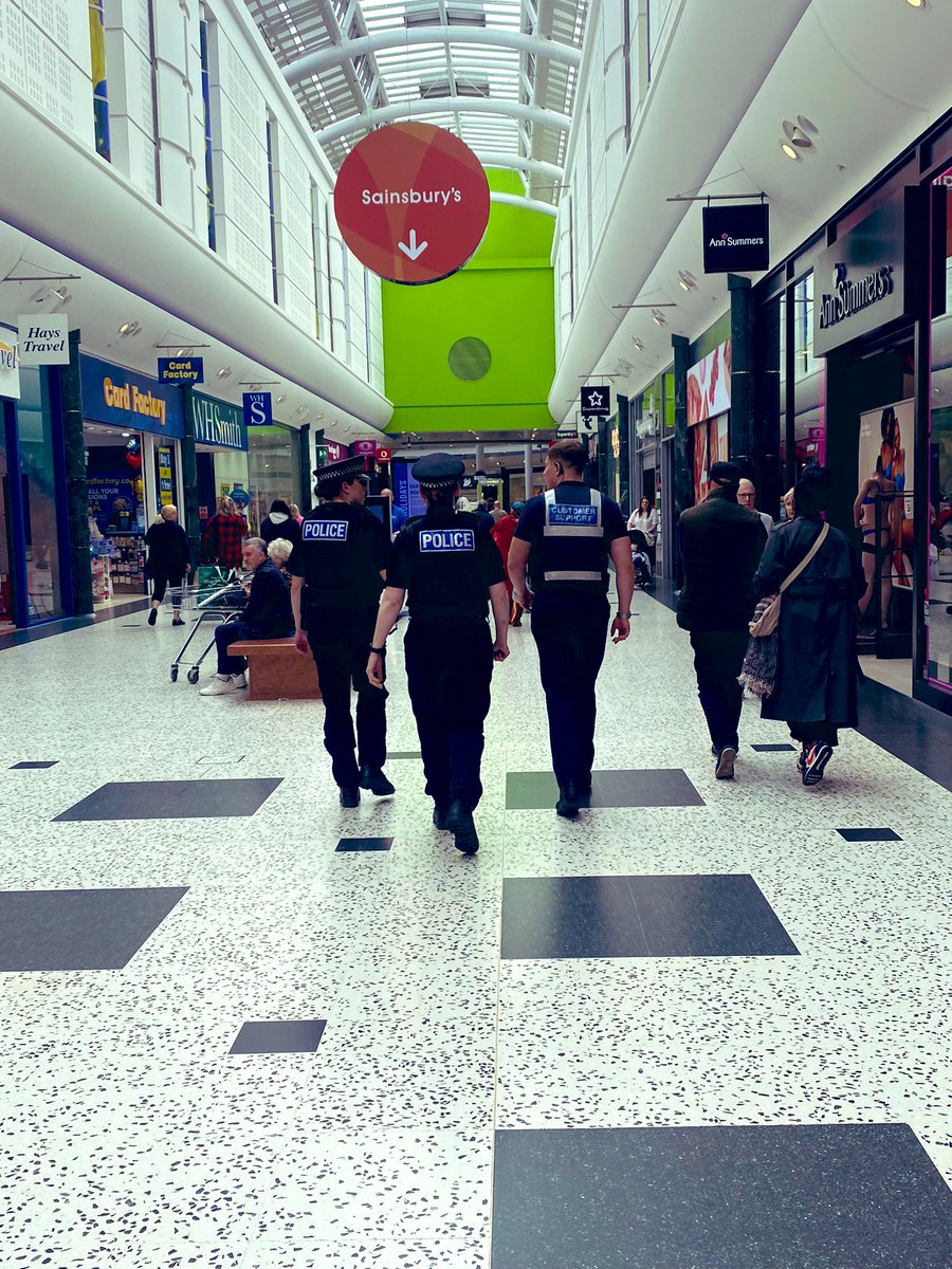Our specialist #ProjectServator officers have been busy deploying to different locations across #Leeds today engaging with the public and our partners. Remember to report anything that doesn’t feel right #TogetherWeveGotItCovered