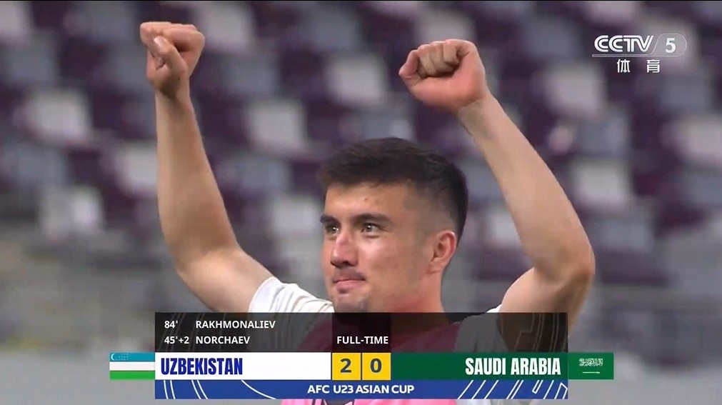 RESMI! Uzbekistan akan menjadi lawan Indonesia pada semifinal AFC U-23 Asian Cup 2024. Uzbekistan tampil luar biasa sepanjang turnamen. Sebelum membekap Saudi malam ini, Uzbekistan menyapu bersih 3 kemenangan di Grup D. Mencetak 12 gol dan kebobolan 0 gol. Jangan gentar!