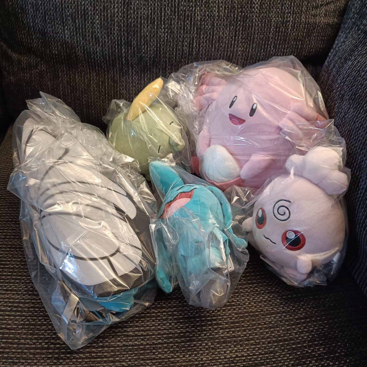 Chiko_Charm's tweet image. More prize plushies from Japan!✨ 
#Pokemon #PokemonPlush #Butterfree #Chansey #Gulpin #Igglybuff #Wynaut