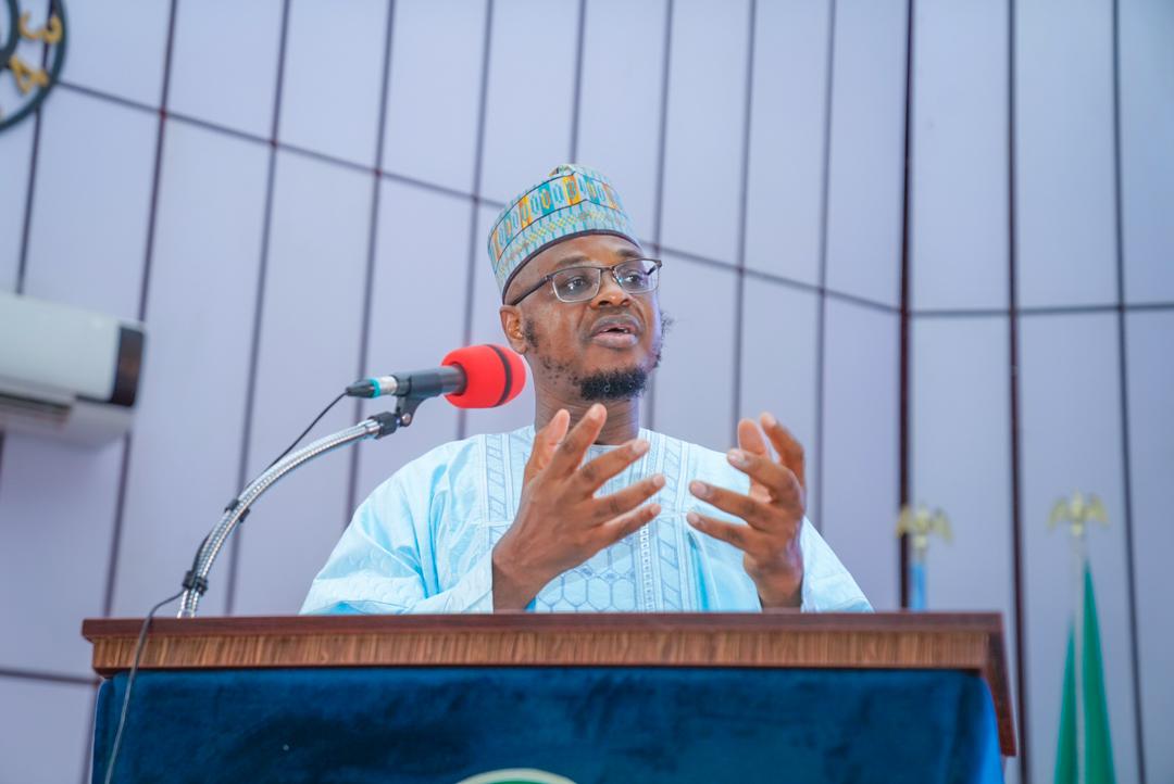 ProfIsaPantami's tweet photo. Delivering lecture at the National Institute for Policy and Strategic Studies (NIPSS), Kuru, Plateau State to the participants of the Senior Executive Course 46 (2024). https://t.co/Aph8Wduv2H