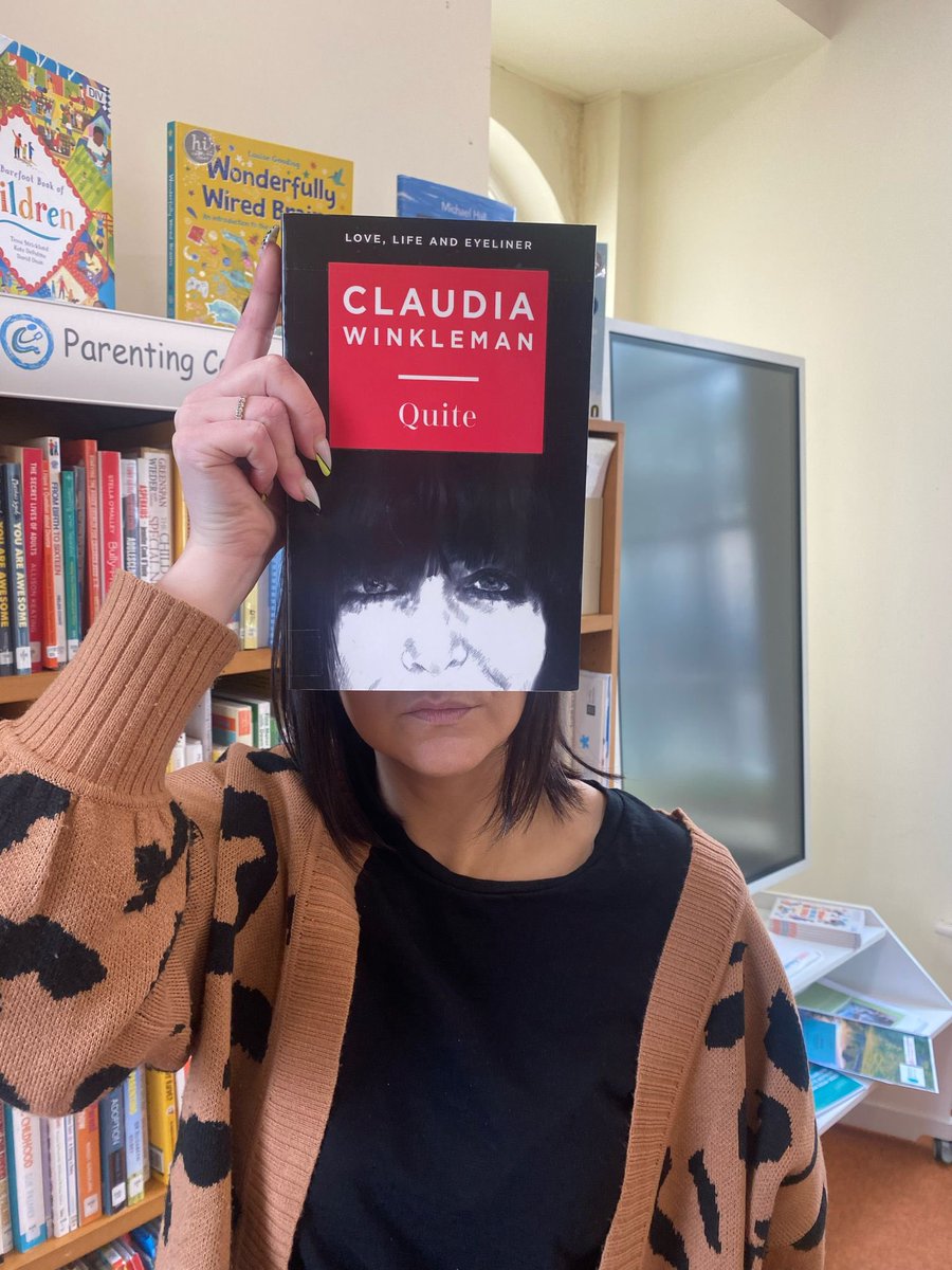 Have a lovely weekend everyone! #bookfacefriday #SpringIntoStorytime @Carlow_Co_Co @LibrariesIre @HarperCollins @ClaudiaWinkle