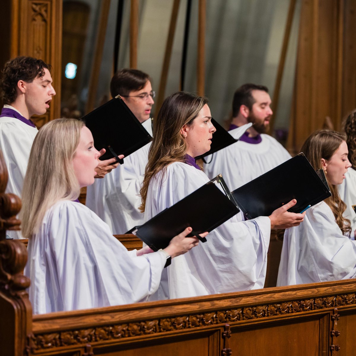 Music for our Choral Evensong service this Sunday at 4:00 p.m. includes Rheinberger's beautiful 'Abendlied' and Bairstow's rousing Eastertide anthem 'Sing Ye to the Lord.' The Canticles are from Stanford's 'Evening Service in A.' Details and livestream: buff.ly/44fNli8