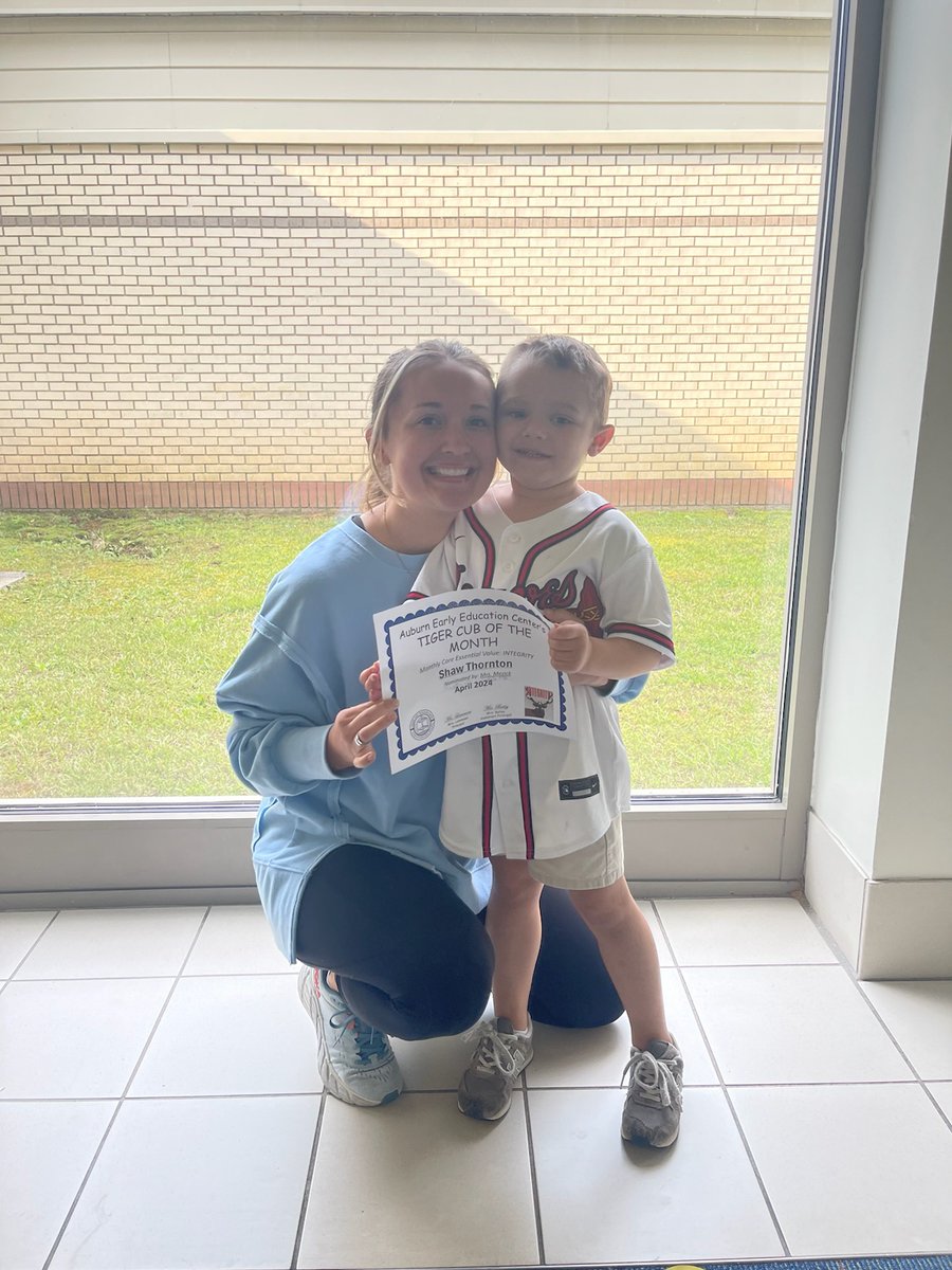 Proud of the little guy for earning student of the month! Already one-upping his dad. Also always repping his favorite @Braves player @ronaldacunajr24 @alyssamthornton