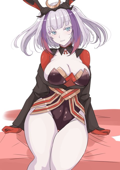 やっぱ見切れててもいいから城娘は背負いものあった方が見栄えいいよなぁ、描くか…。