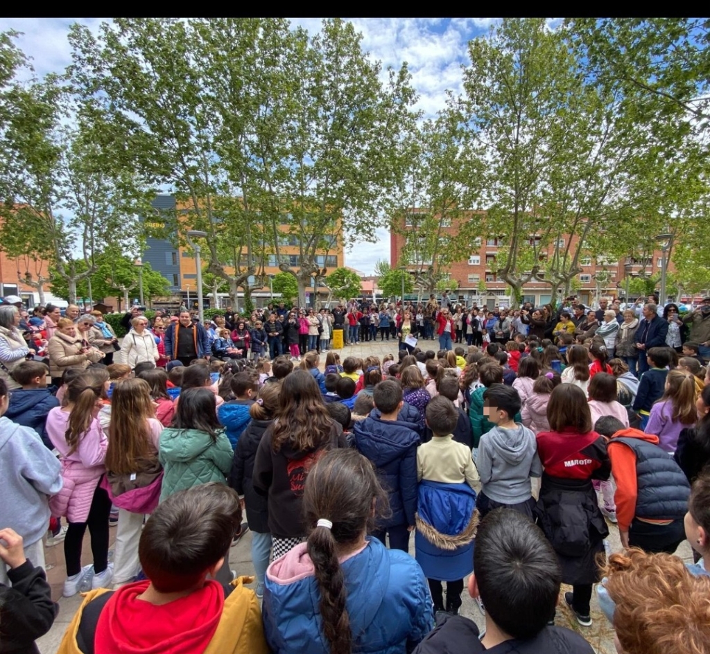 El Abrojo celebra el Día de la Educación Musical con una actividad especial. #LagunadeDuero 

Más información ---> tinyurl.com/4mjzfhpv