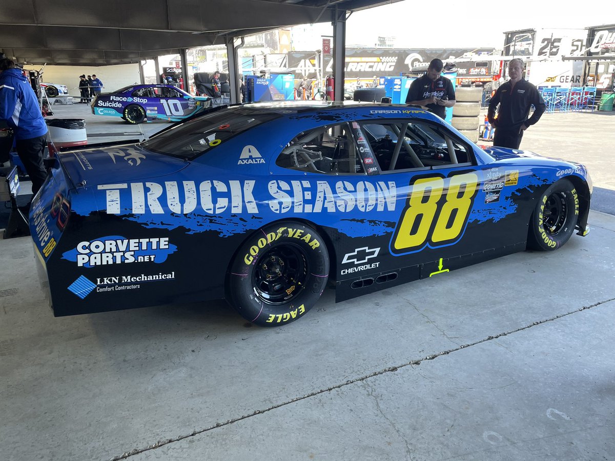 At #MonsterMile for the weekend! Today in the #88 @JRMotorsports @TeamChevy @KeenParts LKN Mechanical Xfinity car, we will hit the track for practice & qualifying! 
Practice ➡️ 2:30-3pm
Qualifying ➡️ 3-4pm
Let’s do this thing👊🏼