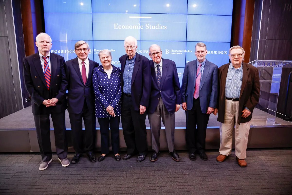 On Wednesday at the @BrookingsInst, we celebrated the brilliance and contributions of preeminent scholars--who collectively contributed 258 years of scholarship to the Institution. A heartfelt thank you to this group. brookings.edu/articles/honor…