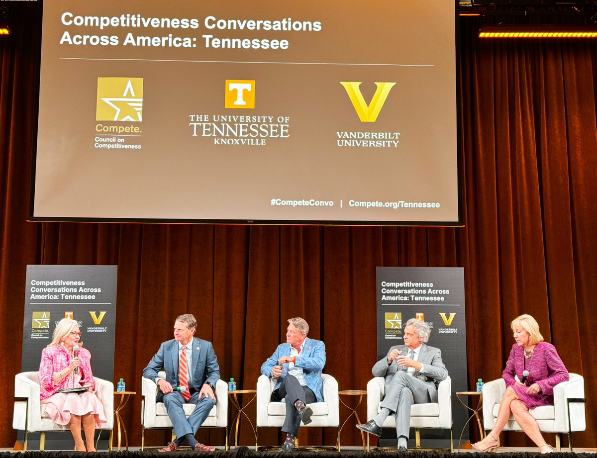 .@CompeteNow CEO @DWinceSmith leads concluding dialogue @ debut “Competitiveness Conversations Across America” - what might #innovation look like in TN in 25 years? Chancellors of @VanderbiltU @UTKnoxville - & Pres. @UTSystemNews …