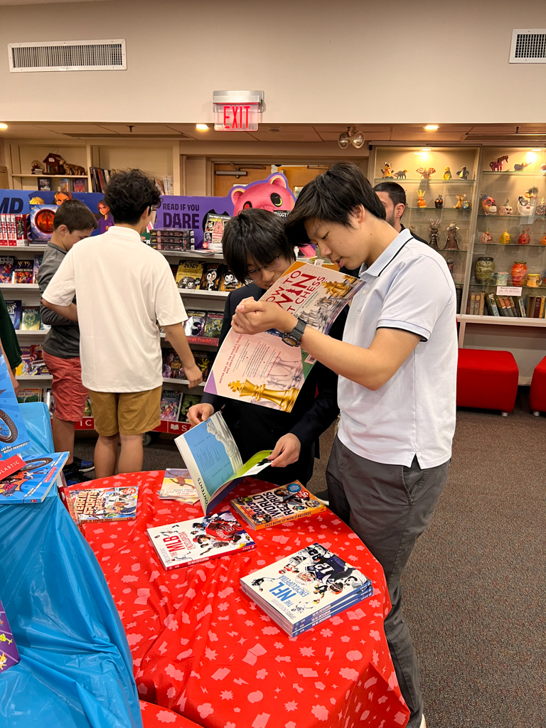 Last week, many students visited the Library to enjoy the Scholastic Book Fair. Said Director of Hettinger Library Jessica Astarita, 'Thank you for another successful Book Fair! Happy reading!'

#rectoryschool #juniorboardingschool #ct #connecticut #newengland #independentschool