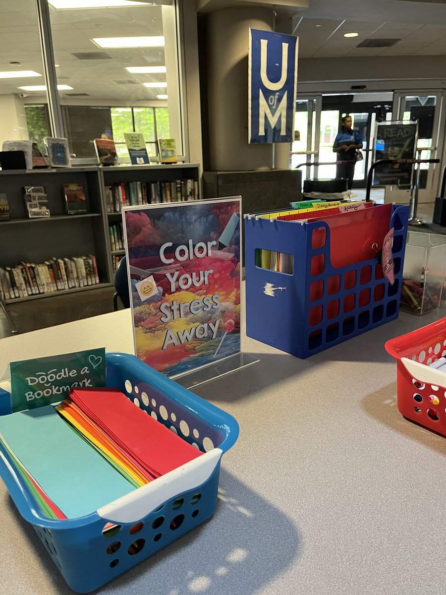 It's the first day of exams, and to help our @uofmemphis Tigers de-stress, we set out a creative play activity for today! Stop by McWherter Library and make a bookmark or do some coloring!🖍️