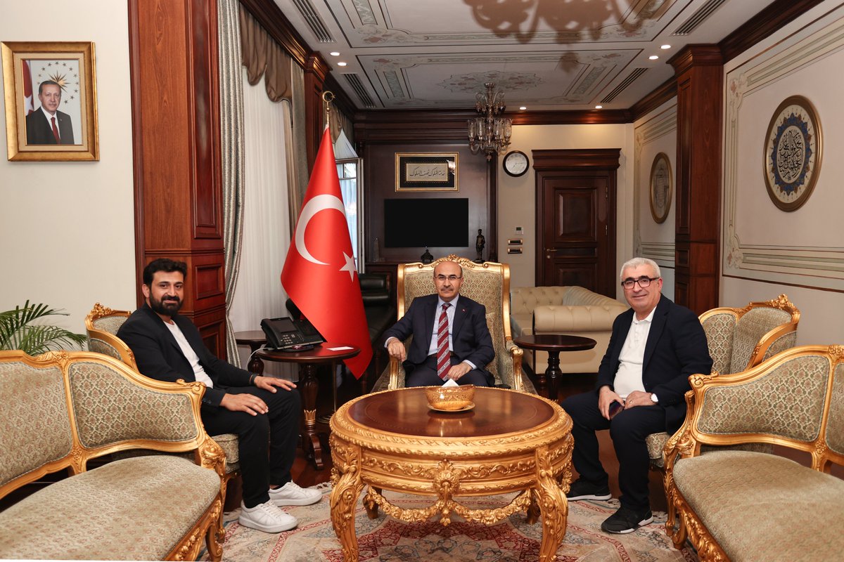 İş insanları Güzel Çelik ve Mehmet Bozdemir'e nazik ziyaretleri için teşekkür ediyorum.