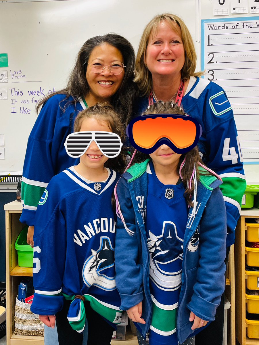 Game 3 ready to support our Canucks! #canucksday #schoolspirit 🥅🏒