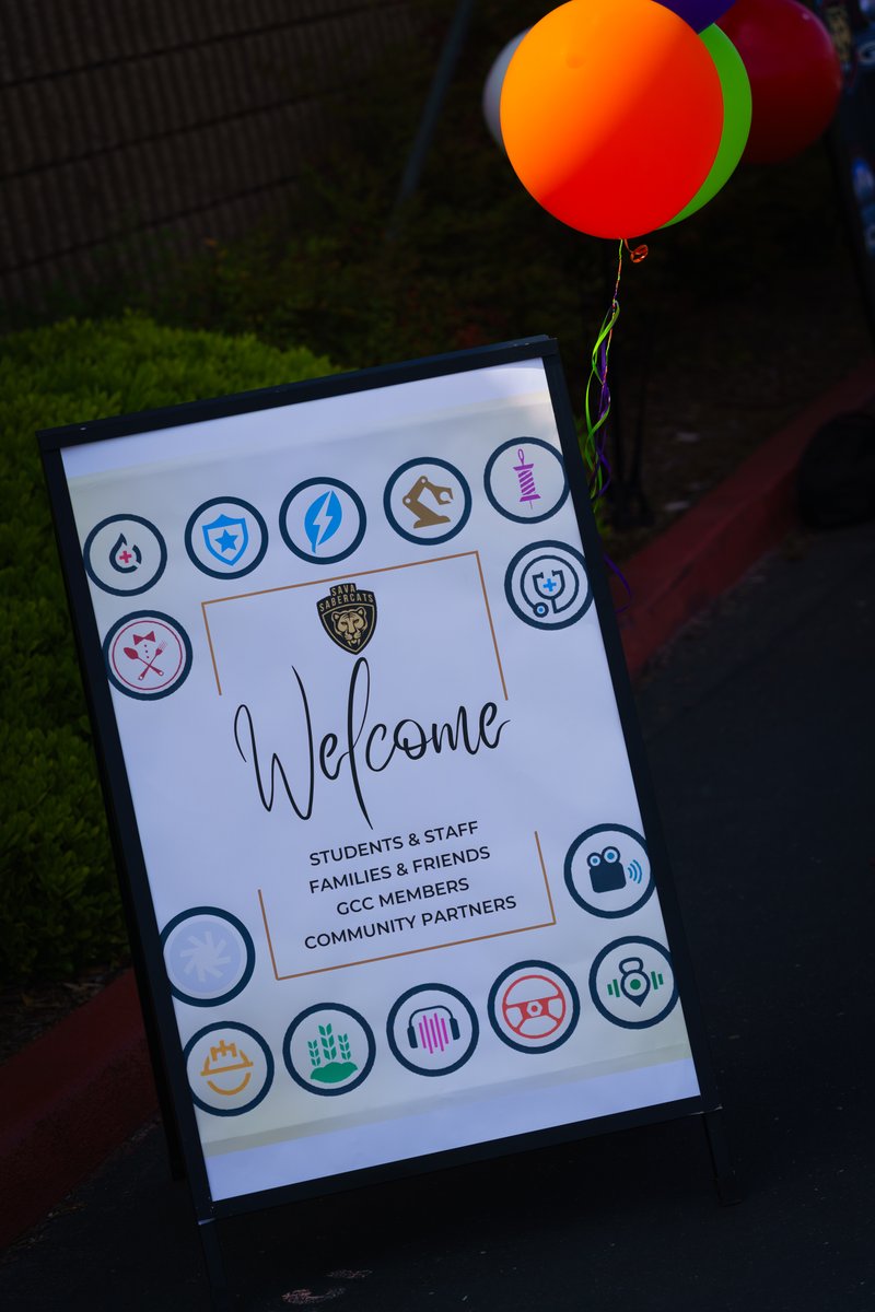 SAVA_Charter's tweet image. Happy Friday! We had a successful showcase this week and are beyond proud of our scholars. We are SAVA proud! 📷: @savaphotography #savacharter #loveteachguide #cteshowcase2024 #gcccharters #elevateourimpact #gcclevelup @GCC_Charters