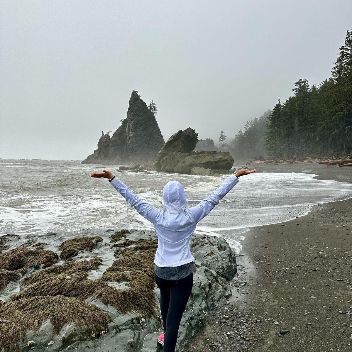 Happy belated Earth Day! Spent my favorite holiday exploring a new national park #OlympicNationalPark