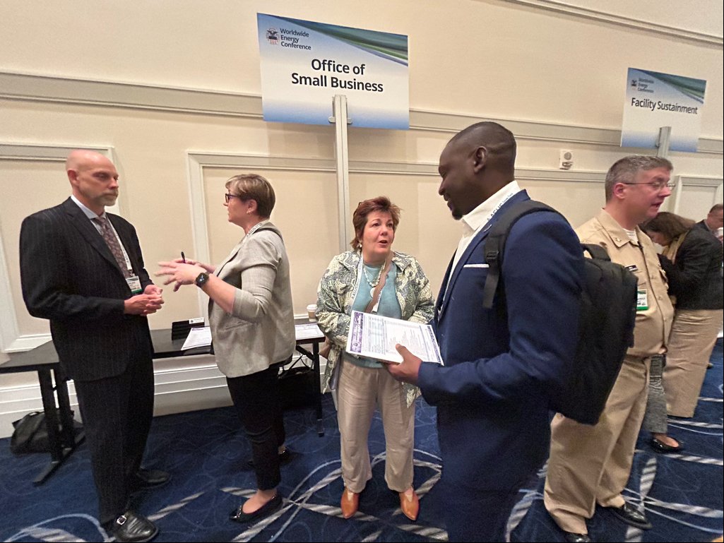 The #DLAEnergy Worldwide Energy Conference has wrapped! Over 2,000 attendees including leaders and innovators, collaborated on advancing #energysolutions for the #warfighter. Seminars, tradeshows, and great networking defined these three days. Read on: dla.mil/About-DLA/News…