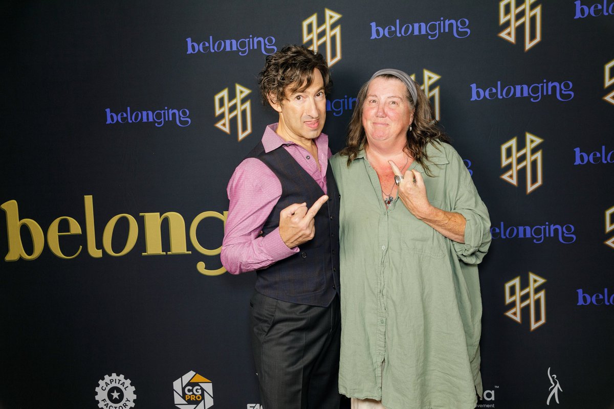 ericgouldbear's tweet image. Where would we be without our amazing managers and publicists? Gratitude for Susan Ferris @BohemiaGroup1 and Gayle Khait. Missing Ame Van Iden.

📸 Matt Stasi (stasiphotography.com)