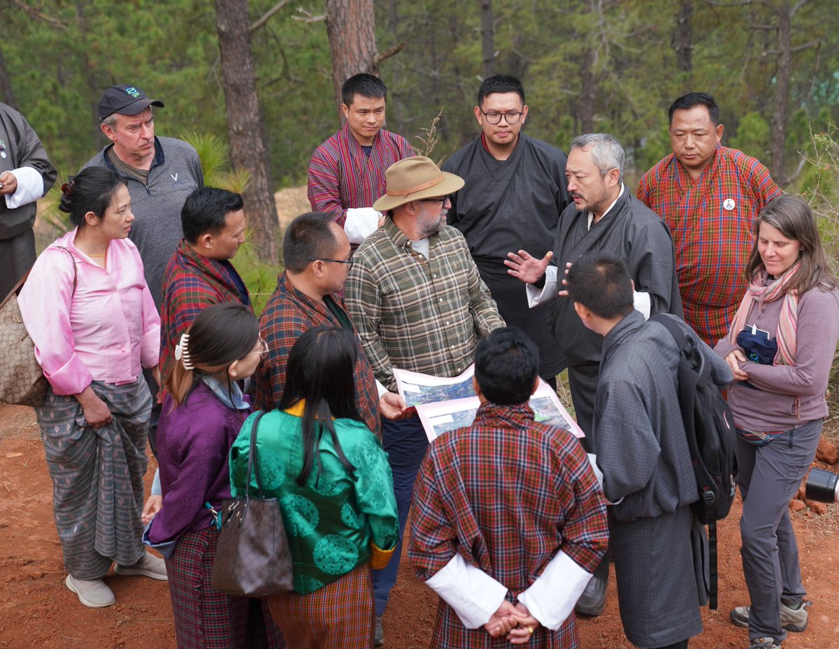 . @theGEF CEO @cmrodrigueze met & interacted w/ Punakha district officials & Lobesa water supply scheme beneficiaries. The scheme supported by GEF & UNDP will solve the perennial drinking water shortage in Toebisa & Barp communities, home to around 900 households & 10,000 people.