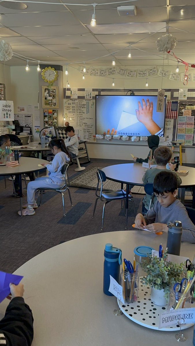 A fellow classmate taught us how to make origami using our new knowledge about shapes! I love these incredible minds!🤓 #bemisthinkers