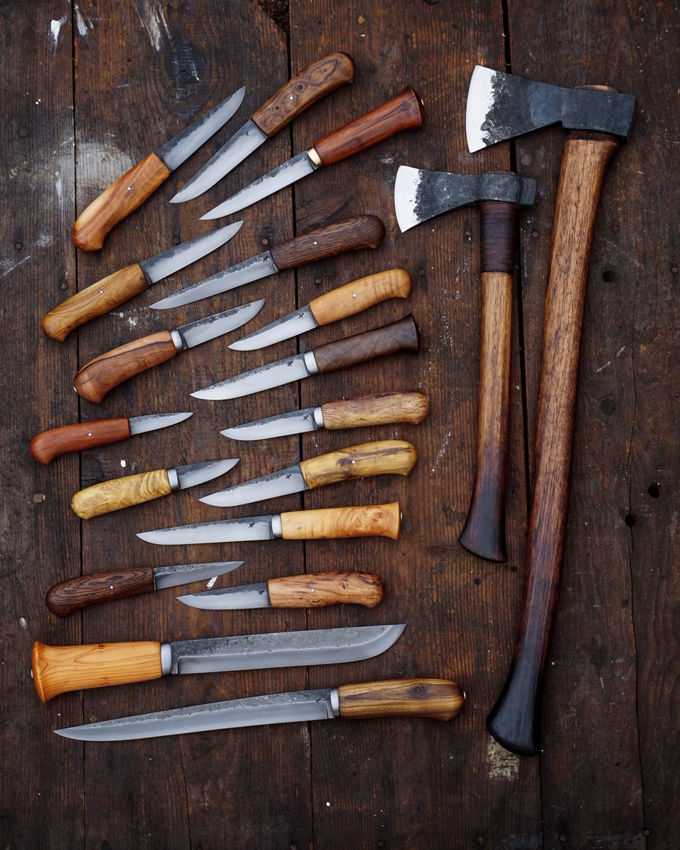 ForgeVM's tweet image. Bonsoir

Voici une petite présentation de mon travail de forge.

Des couteaux utilitaires et des haches d'inspiration classique.
___

Hello

Here is a small presentation of my work as a blacksmith.

Classic utility knives and axes.

______

instagram.com/forge_du_vieux…