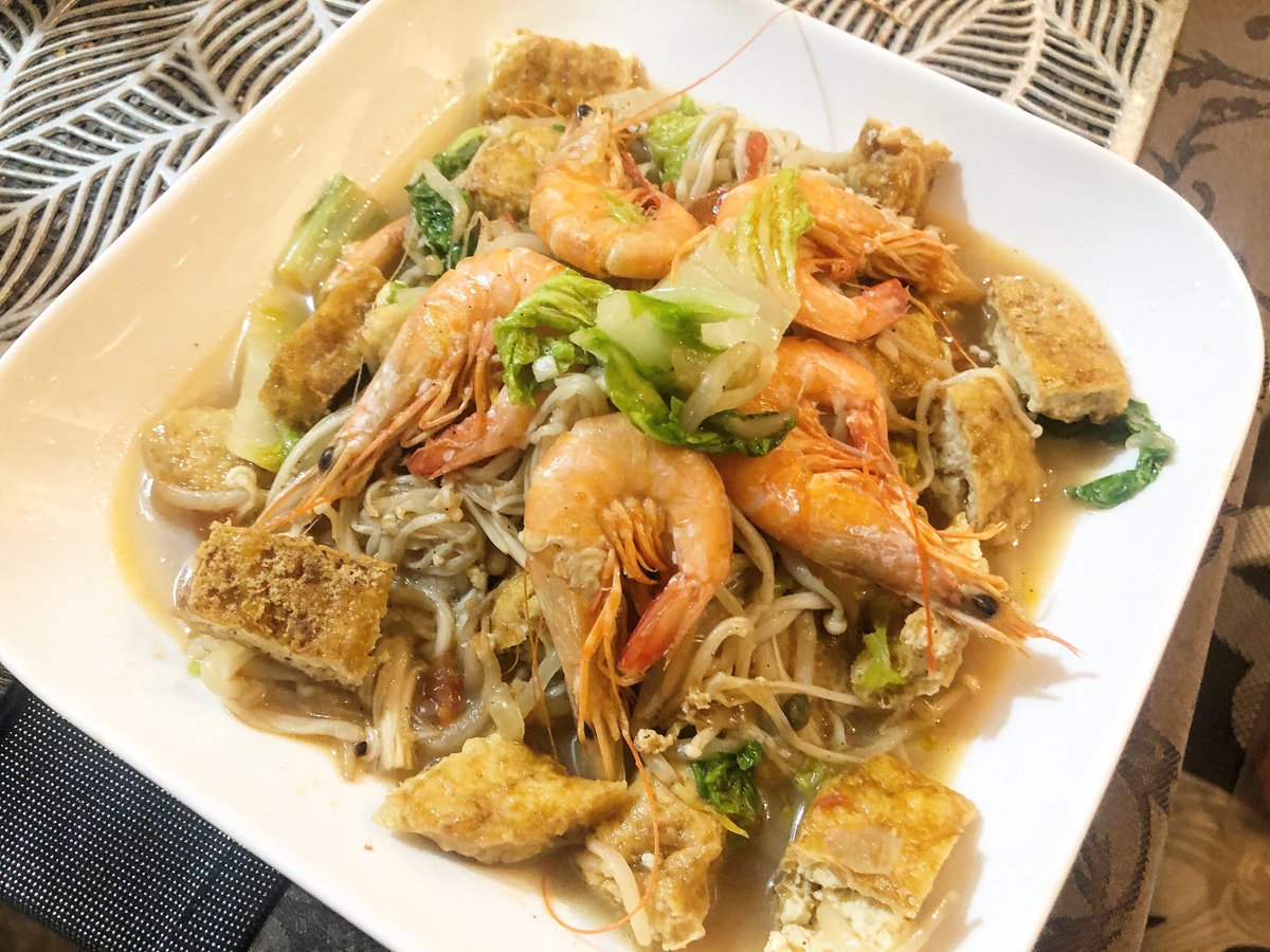 Sautéed Enoki Mushrooms, Mung Bean Sprouts With Shrimps And Tofu. - #food #foodspotting, #foodgalore, #gastronomicdelight, #yummy, #foodies, #foodtrip, #foodporn, #foodgasm, #foodstand, #foodstagram, #diningathome, #homecookedmeal, #homecooking, #mycooking, #myrecipe