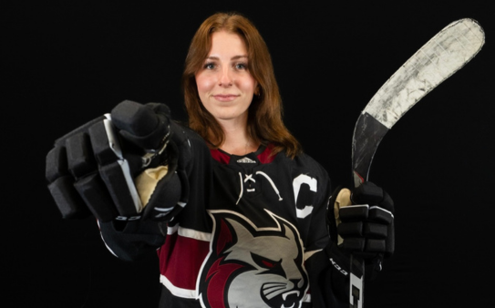goannamaria's tweet photo. Shayla MacDonald is the embodiment of a well-rounded student. This social work senior from Canada is Captain of the Women's Ice Hockey Team, a tutor, and a member of Phi Alpha Eta Psi Honor Society. #seniorprofiles https://t.co/73JRHSjdYm https://t.co/oOhfHY4vyL