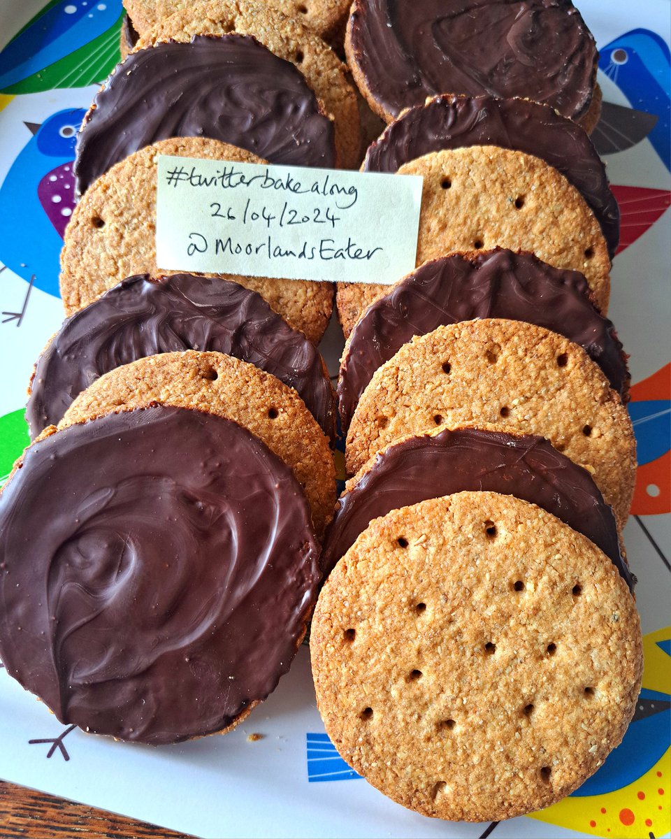 Made a double batch of digestive biscuits today: my usual semi-sweet ones that are just as good with cheese as a cuppa, and sweeter ones half covered in dark chocolate.
#twitterbakealong