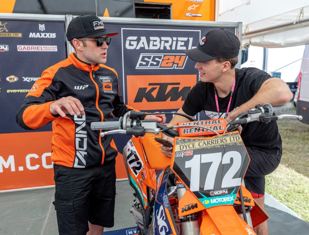 The boys are back in town!💪 It's the first round of Dirt Store ACU British Motocross Championship this weekend! Who's heading to Lyng to see the Gabriel SS24 KTM team shred? #KTM #ReadyToRace #KTMSX #Motocross