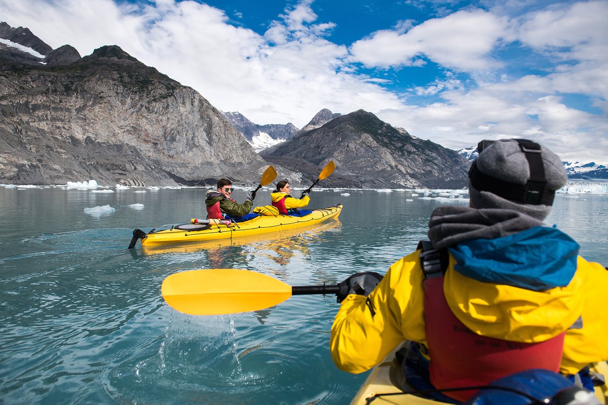 An Alaskan vacation is a trip that will change you. Start planning your adventure today! #AlaskaVacation ow.ly/RiIh50RjTTH