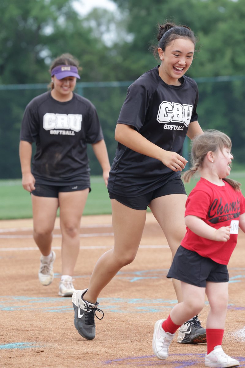 CruSoftball tweet picture