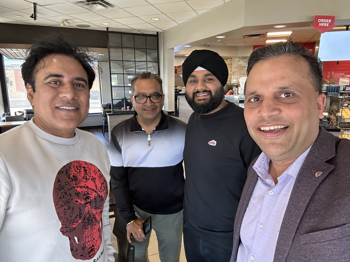 Always a pleasure to catch up with Brampton East MPP @hardeepgrewal_ who has a firm grip on ground issues impacting the community. Best wishes for his new role as Parl Asstt. to Ontario’s Minister of Colleges and Universities requiring reforms and regulatory enforcement.