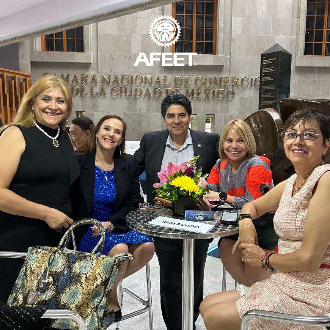 AFEETMex's tweet photo. El día de ayer, jueves 25 de abril #AFEET asistió al evento de la Cámara de Comercio de la Ciudad de México (@CANACOMexico) que conmemoró su 40° Aniversario de la Estructura de Asociaciones bajo el liderazgo de Adami Corro. https://t.co/dxJmGWtaPd