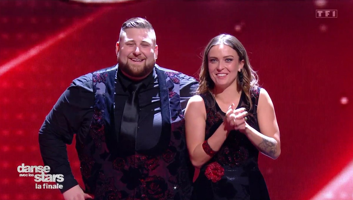 Soldatdesmedias's tweet photo. 2ème place pour @inesvandamme et #NicoCapone ! 43% des votes ! #DALS #DALS13 https://t.co/awQASx4f7L