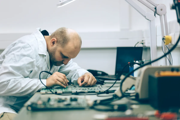 Are you interested in becoming a soldering technician? We have the steps and requirements to help you start your career path! 

hubs.li/Q02flwwj0

#CareersInElectronics #IPCEF #electronics #careers #stem #stemeducation #education #CTE #jobskills #careerteched