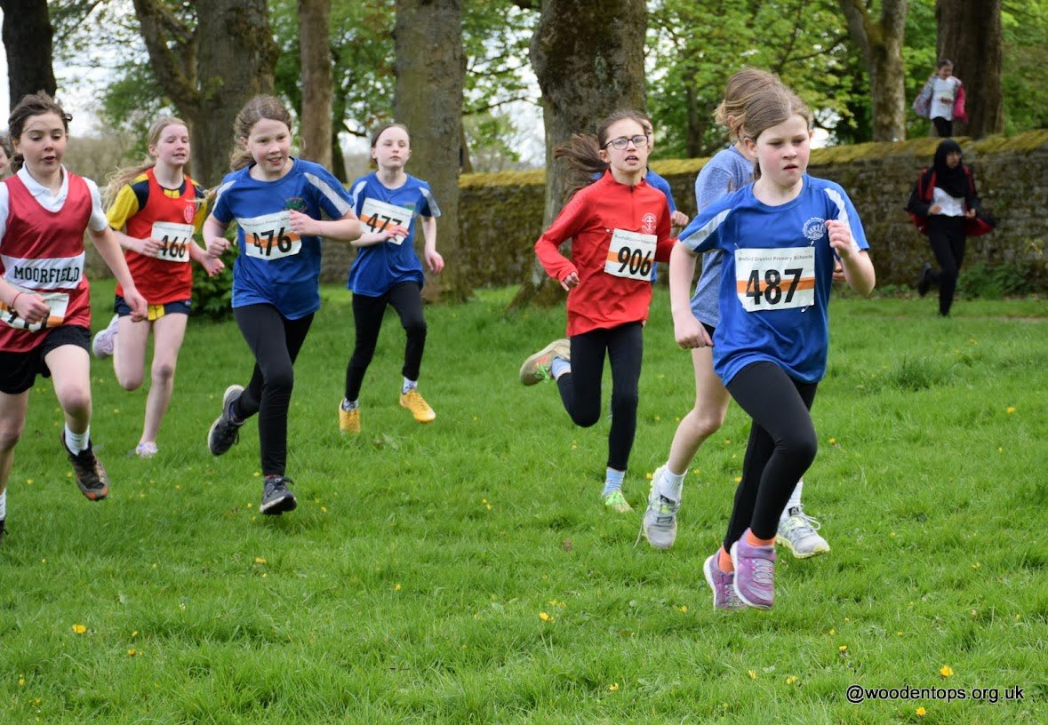 Spotting our runners at the Inter League Primary Schools Year 5 XC Races.